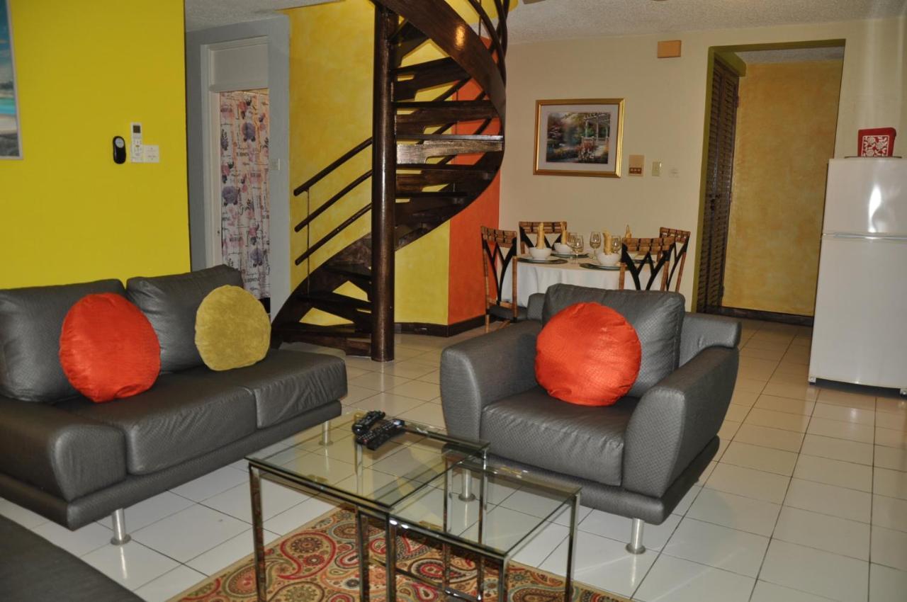 Beach Penthouse A25 Sandcastles Ocho Rios Bagian luar foto