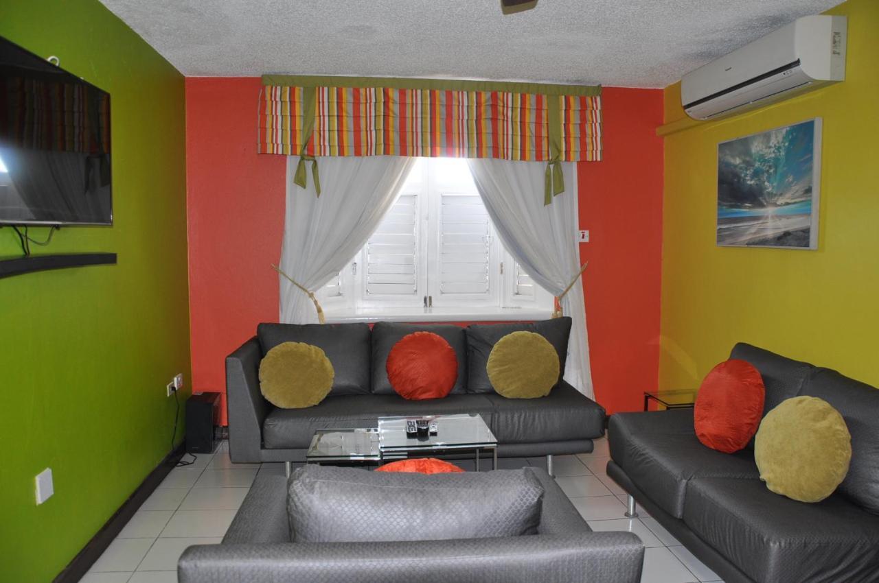 Beach Penthouse A25 Sandcastles Ocho Rios Bagian luar foto