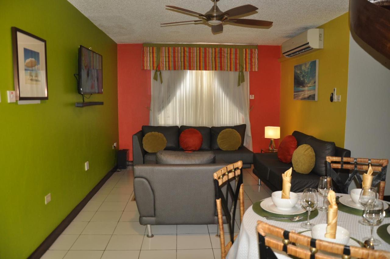 Beach Penthouse A25 Sandcastles Ocho Rios Bagian luar foto
